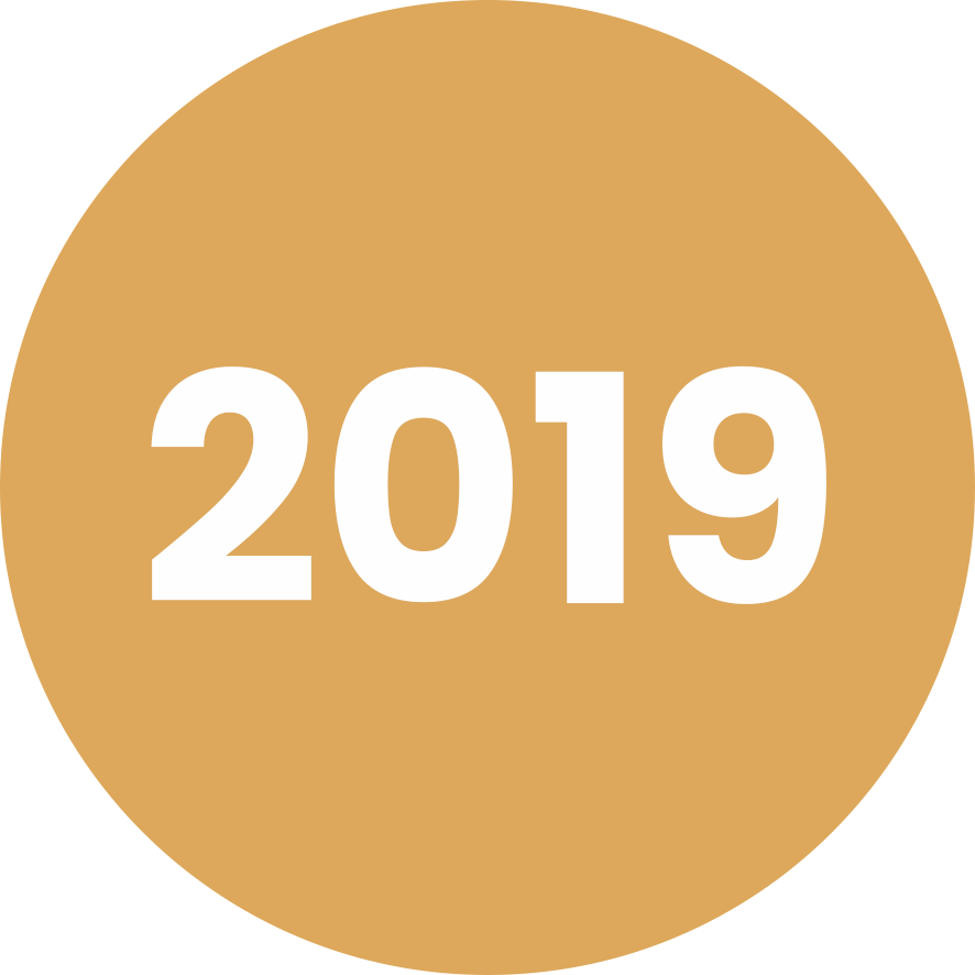 <b>Ekspansi Hospitality</b><br>
Mengembangkan layanan penyewaan apartemen di berbagai wilayah Jabodetabek dan mulai membentuk tim operasional profesional.